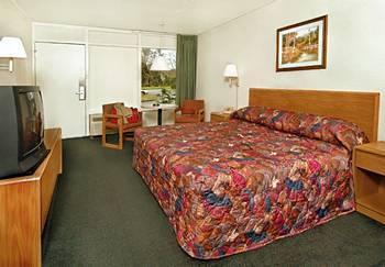 Motel 6 Columbia - University Of South Carolina 外观 照片