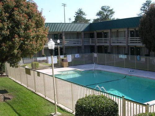Motel 6 Columbia - University Of South Carolina 外观 照片