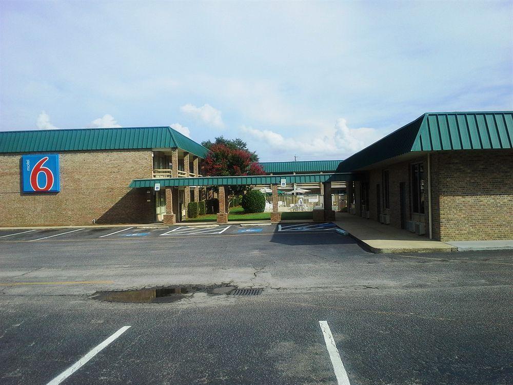 Motel 6 Columbia - University Of South Carolina 外观 照片